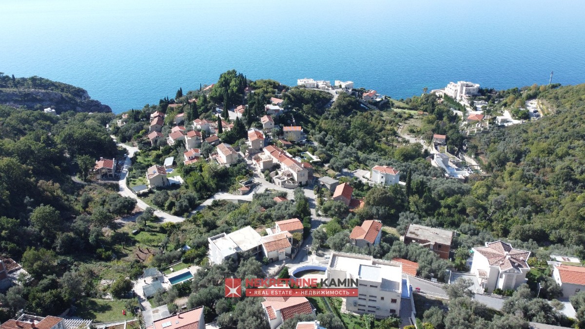 Urbanizovani plac 300 m od mora, Rijeka Reževića, Budva